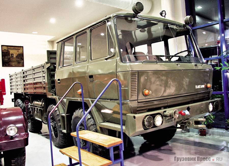 [b]Tatra 815 8x8[/b] выпуска 1974 г. стала развитием знаменитой Tatra 813 «Колосс»