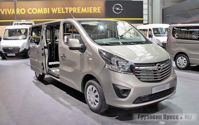 Opel Vivaro Combi windows van