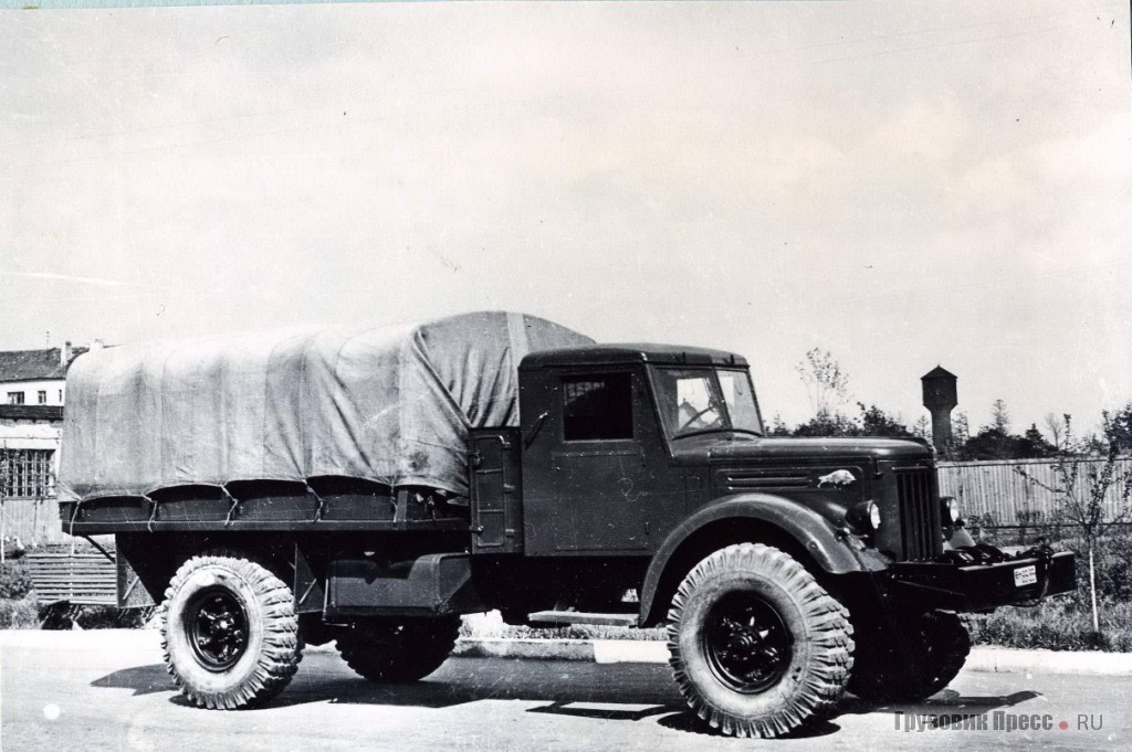 Полноприводный грузовик МАЗ-502