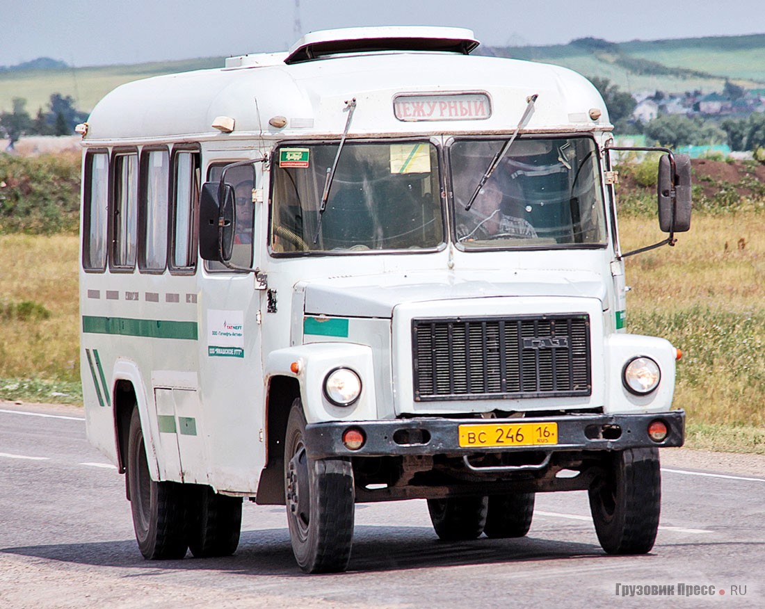 У капотных автобусов СЕМАР и КАвЗ на «газовских» шасси богатейшая история, которой почти четыре десятилетия, их производство завершилось в 2008 г.