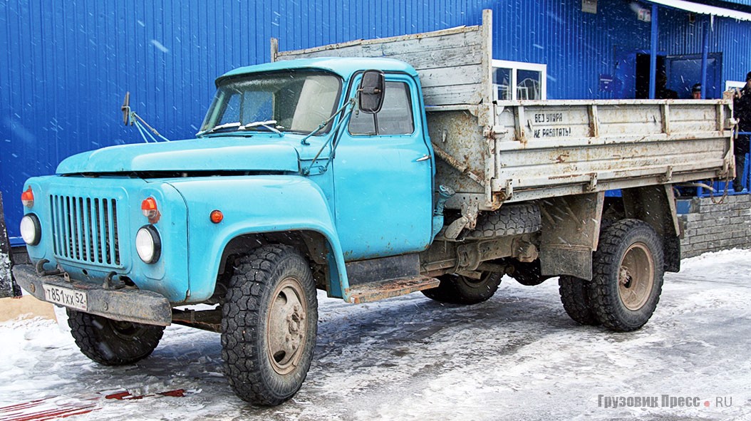 Третье поколение горьковских грузовиков выпускалось тоже около тридцати лет