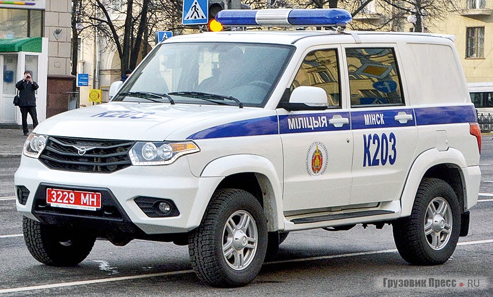 Партия [b]УАЗ-3163 Patriot[/b] была разработана на «УАЗе» совместно с «Автомобильными конструкциями» по заказу МВД Белоруссии