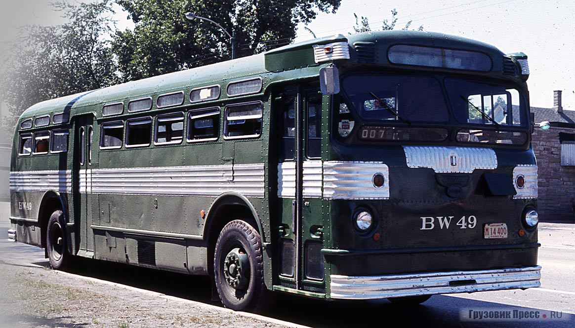 Первые городские автобусы Flxible разработки Fageol