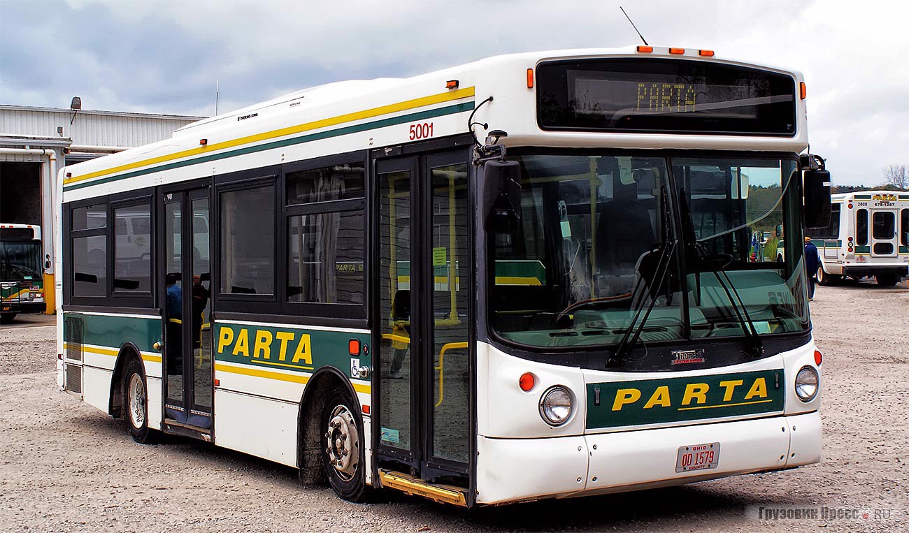 Средний городской Thomas SLF английского происхождения от Dennis Dart