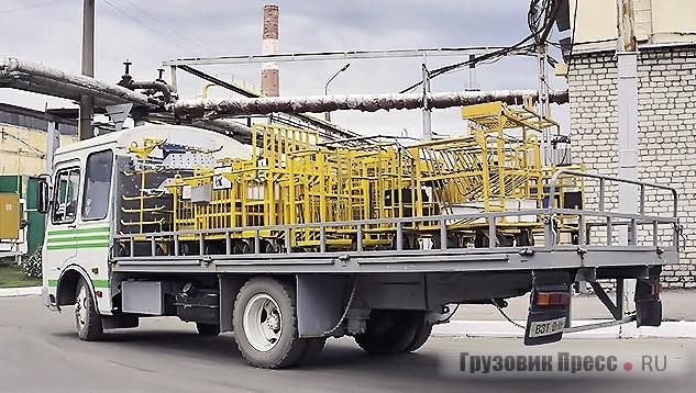 Раз­но­об­ра­зие со­че­та­ний кабин и ку­зо­вов ПАЗ-3205-К столь ве­лико и при­чуд­ливо, что опи­сать это про­сто не­воз­можно. Раз­лично всё – длина, вы­сота, на­ли­чие две­рей и мест для ра­бо­чей бри­гады. Это нужно уви­деть са­мому – зре­лище не­за­бы­ва­е­мое…