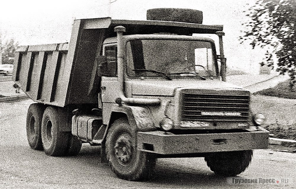 Самосвалы Magirus-290D26К из Новосибирска были частыми «гостями» и на Алтае. Барнаул, август 1986 г.