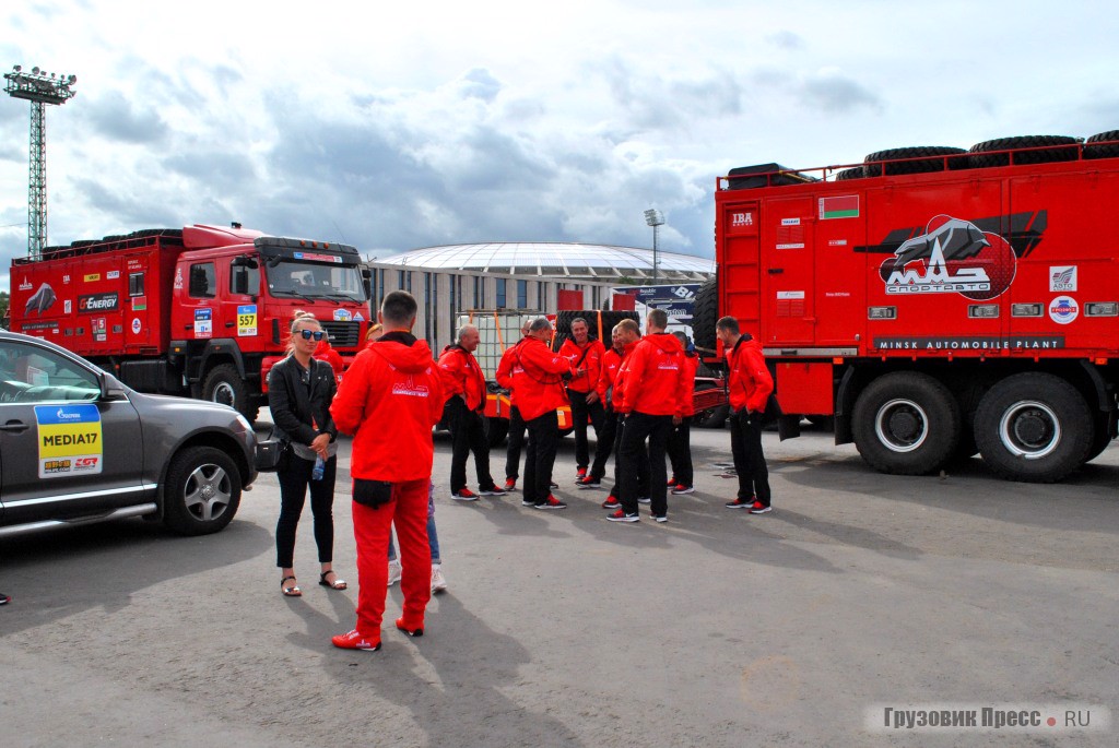 Команда МАЗ-СПОРТавто к поездке на Красную Площадь готова!