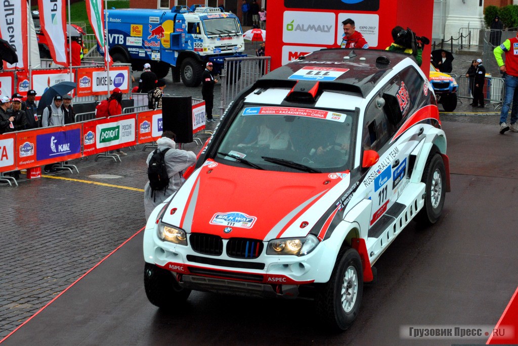 BMW X3 команды ASPEC MOTORSPORT