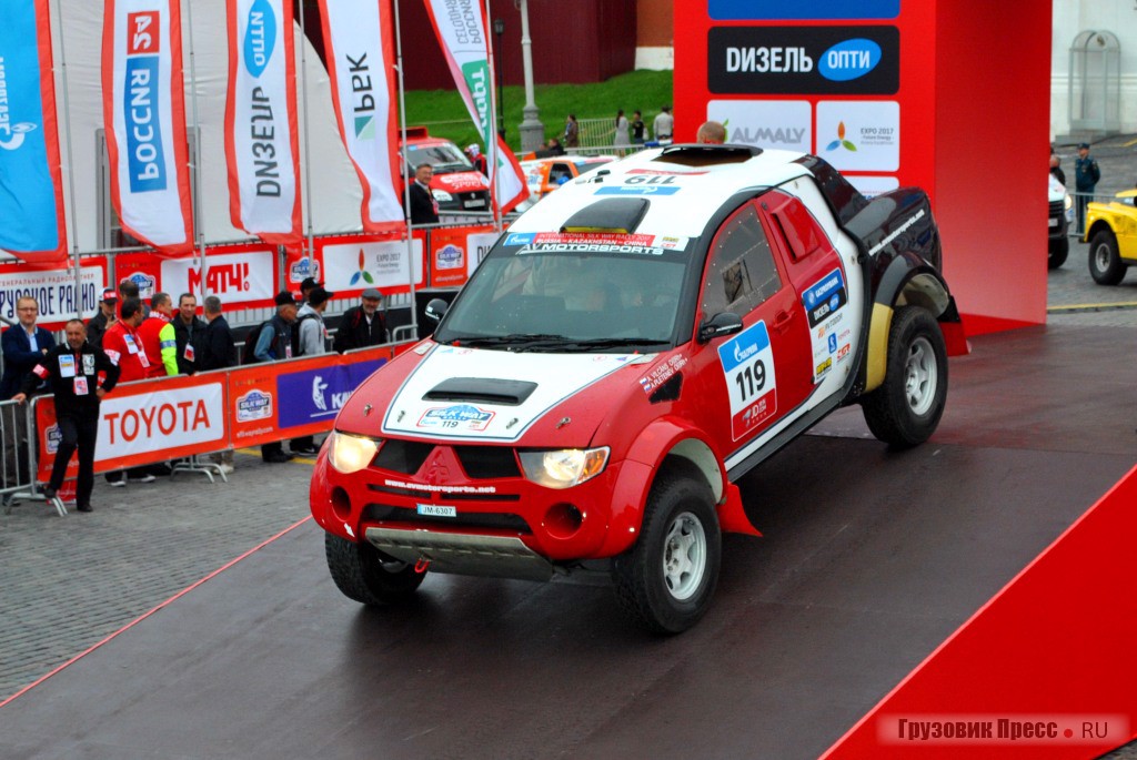 MITSUBISHI L200 команды AVMOTORSPORT