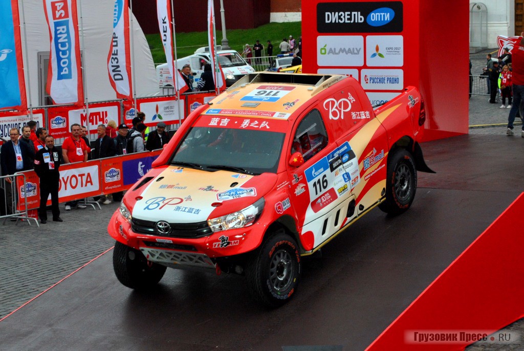 TOYOTA Hilux 2017 команды BP YONG RACING TEAM