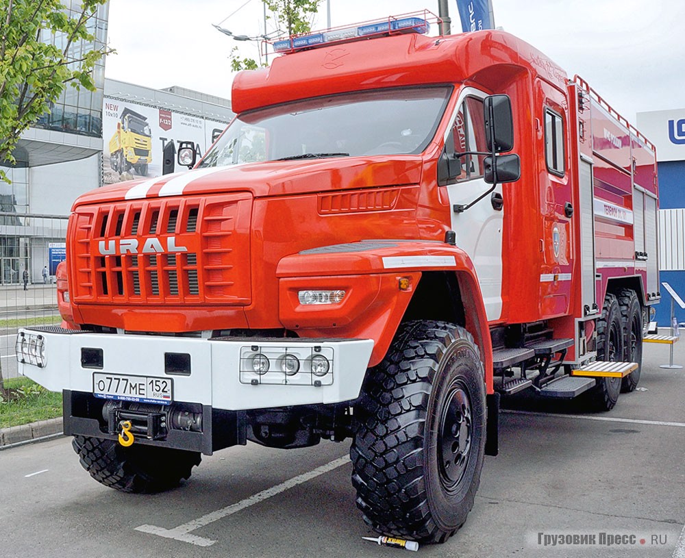 Пожарный автомобиль АПС-6.0-40/4 (4320) («Чайка-Сервис 2784UF Тайга») на полноприводном шасси «Урал NEXT»