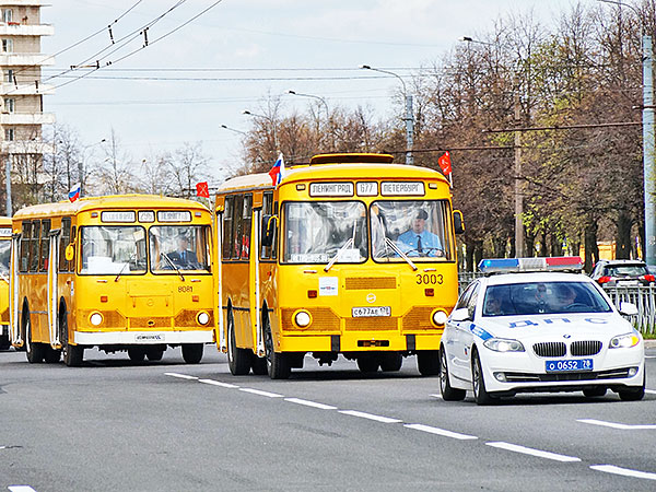 Между прошлым и будущим