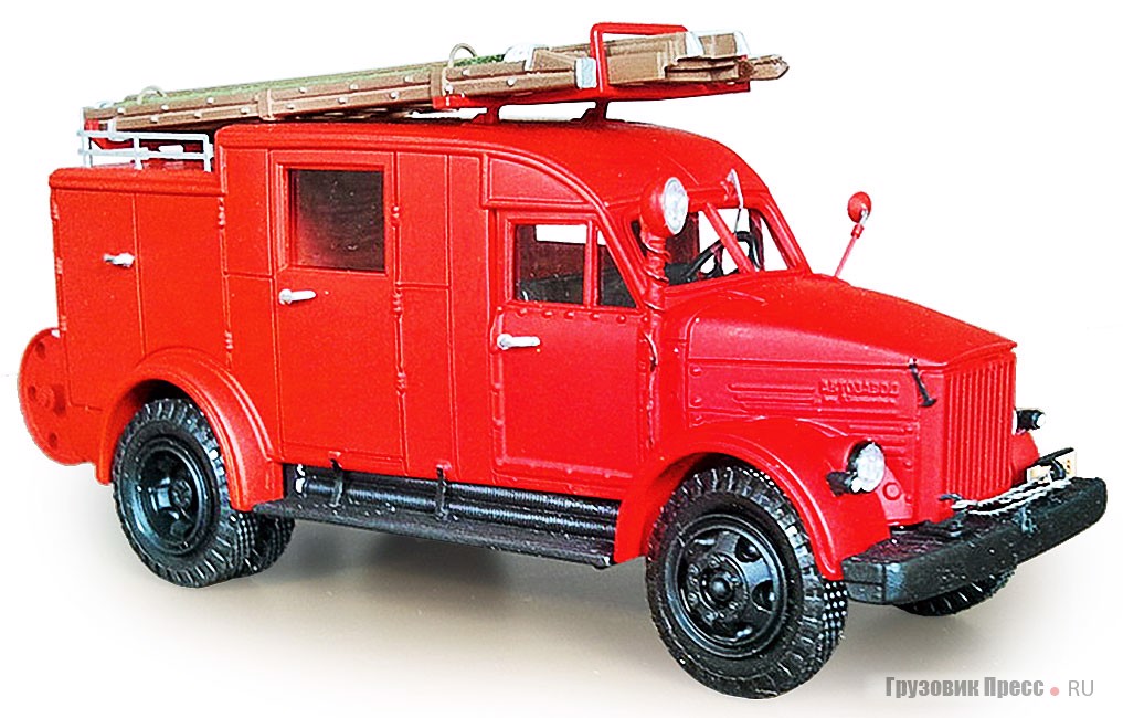 Пожарный ПМГ-12 – ещё одна модель на базе созданного Семёном Ващенко четверть века назад ГАЗ-51