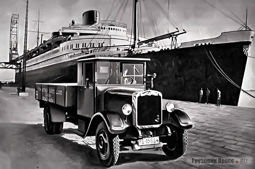 В порту Бремена: флагманский корабль судоходной компании Norddeutscher Lloyd – «Бремен» и популярный 2,5-тонный грузовик из автопарка этой же компании – Hansa-Lloyd HL-Express, 1928 г.