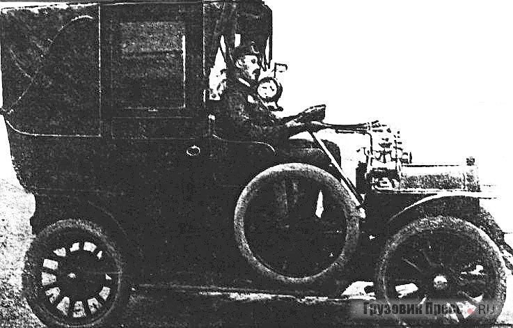 Московские «таксометры» ТАП – автомобили Darracq и NAG с кузовами ландоле. 1909 г.