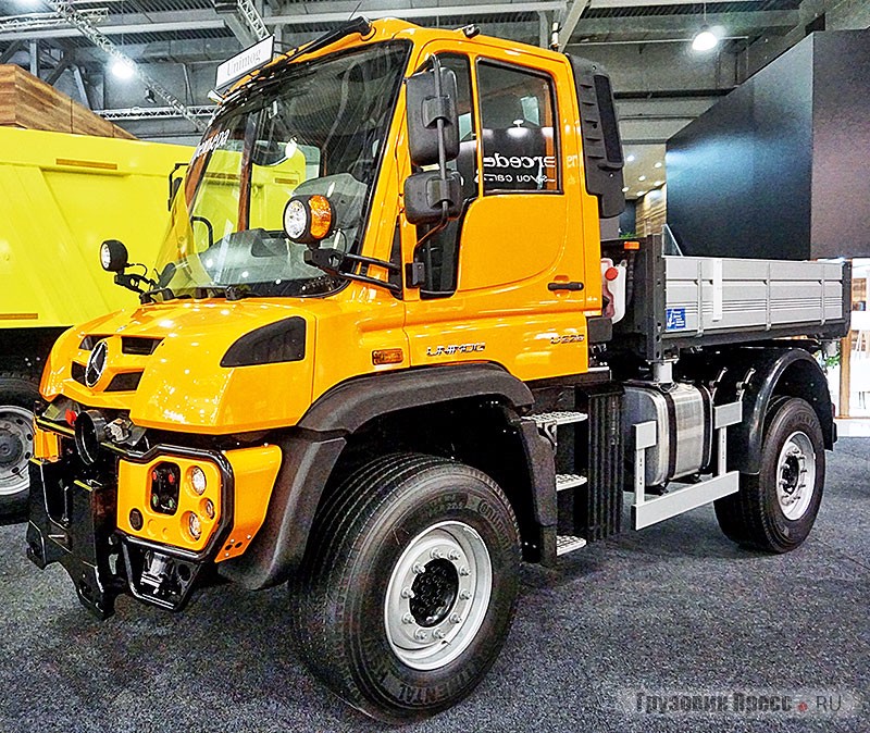 Многофункциональное транспортное средство Unimog U529