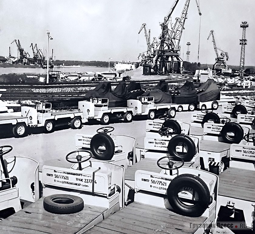 Электрокары ЕП 001 производства завода им. 6 Сентября, 1966 г.