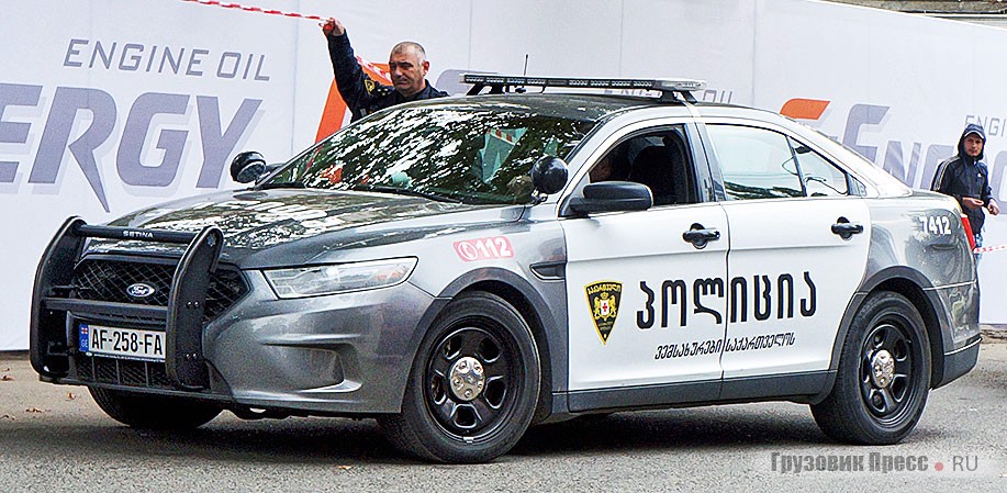 Настоящий страж закона, Ford Police Interceptor – сейчас это основной транспорт полиции Тбилиси