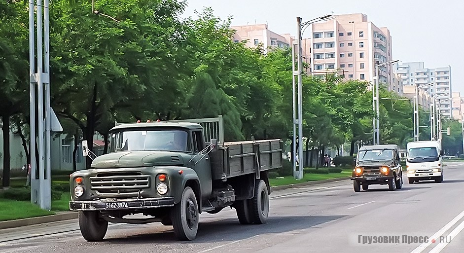 Советская техника ещё распространена в КНДР, но уже заметно сдаёт позиции китайской продукции