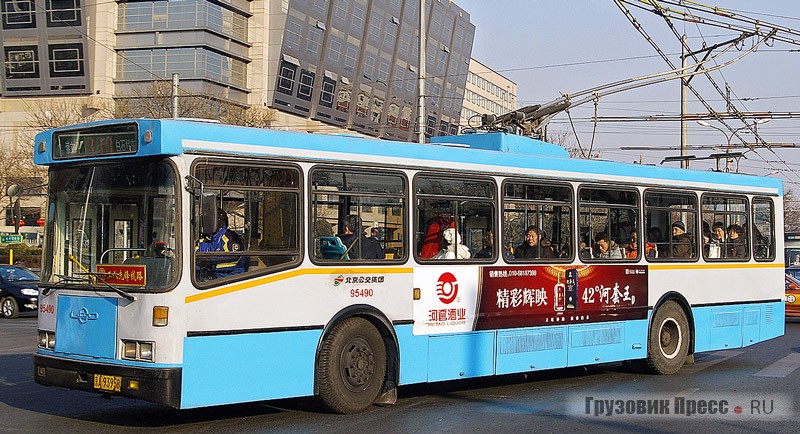 Троллейбус Huayu BJD-WG120A