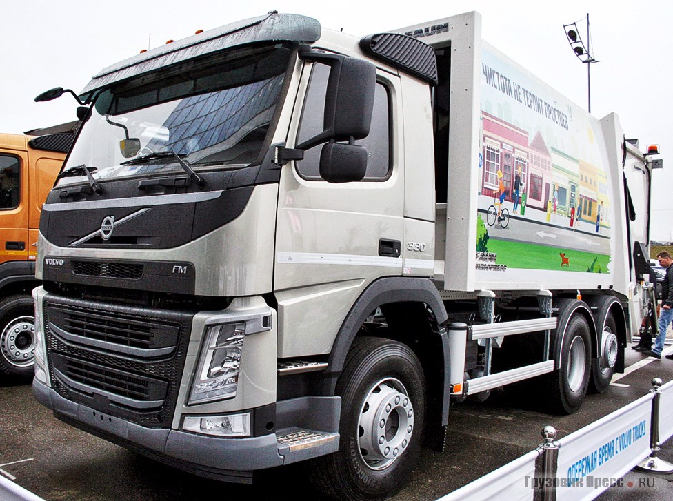 Мусоровоз РГТЕХНО 783480 на шасси Volvo FM