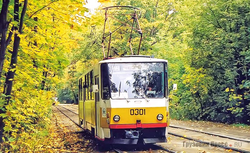 Два вагона Tatra Т6В5 были первыми в Москве и в СССР