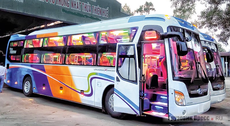 Такие спальные автобусы (на снимке Transinco 1-5 CA6110D84-2Z K46 Universe) по примеру Китая широко используют во Вьетнаме для ночных междугородных поездок