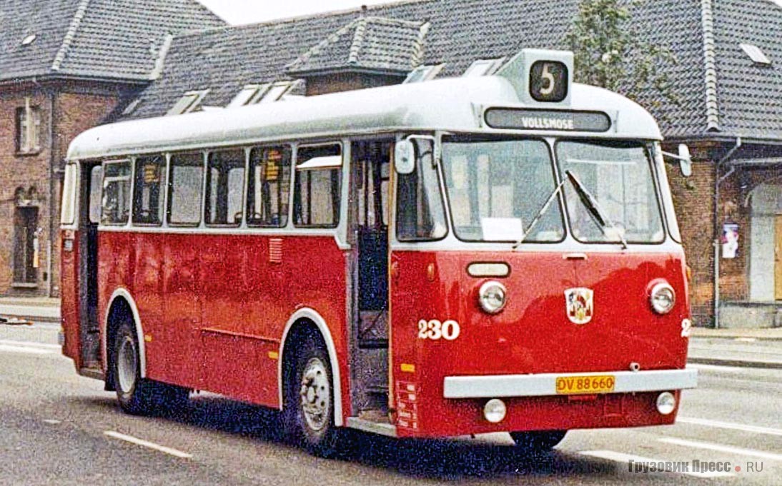 Автобус Volvo B656 с кузовом датской мастерской Smith, Mygind & Hüttemeier A/S, 1952 г.