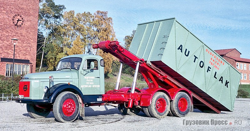 Volvo N88 – так назвали Titan после 1965 г. Сохранены кабина и оперение, но установлены новый турбодизель TD100 (9,6 л, 6 цил., 260 л.с.), восьмиступенчатая коробка передач, усиленное шасси с новой подвеской