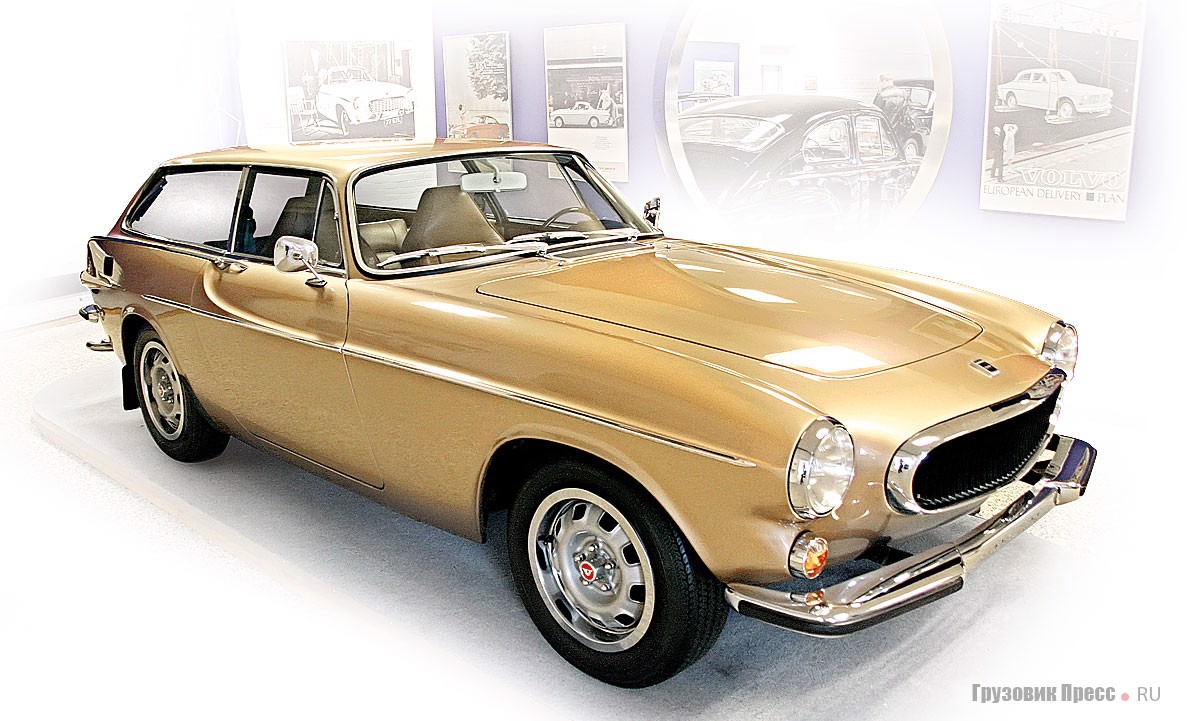 [b]Volvo 1800 ES (4x2), 1971 г.[/b] Своей спортивной эстетикой этот «швед» обязан своему предшественнику конца 60-х. Автомобиль оснащали 4-цилиндровым рядным двигателем с верхним расположением клапанов и впрыском топлива. За характерную форму задней части кузова местные юмористы называли его машиной для торговцев рыбой. Рабочий объем мотора – 1986 см[sup]3[/sup], мощность – 135 л.с. Трансмиссия – 4-ступенчатая механическая с функцией overdrive. Колесная база – 2438 мм, снаряженная масса – 1261 кг. За 1971–1973 гг. завод выпустил 8077 ед. данной модели.