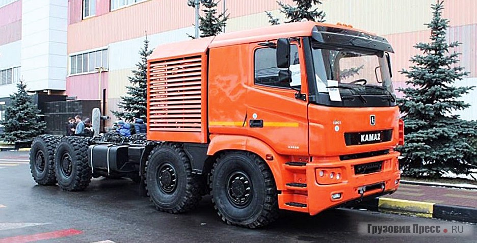 КАМАЗ-63953, представленный на «Вузпромэкспо-2015»