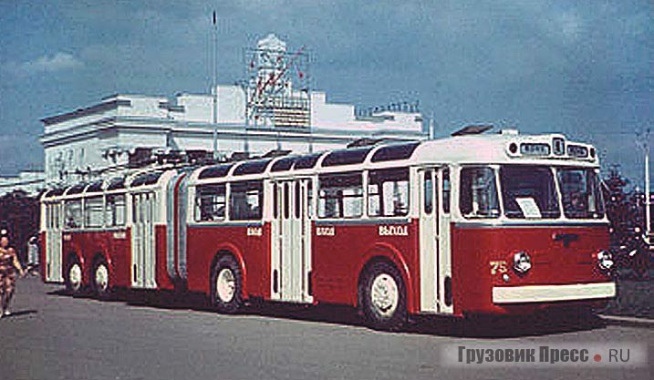 СВАРЗ ТС-2 1964 г. у ВДНХ