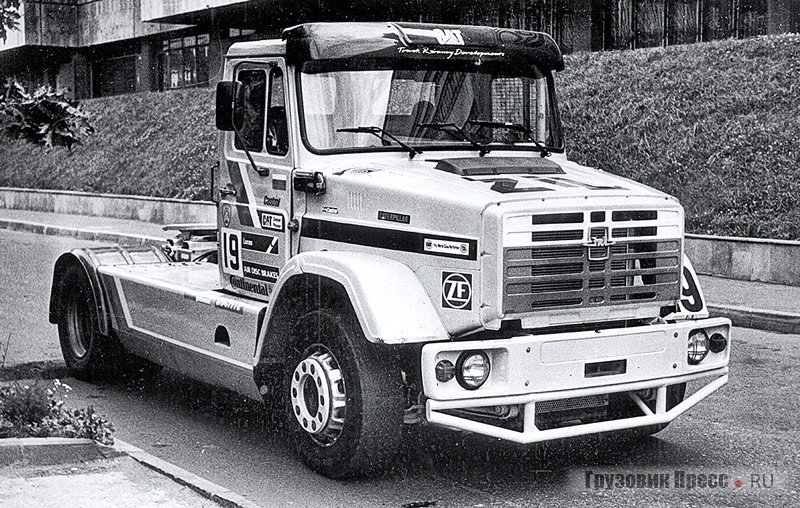 Отправной точкой для сотрудничества АМО ЗИЛ и Caterpillar стал гоночный грузовик ЗИЛ-4421СЕ