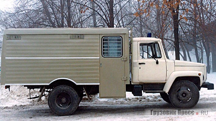 Автозак МП-1АЗ, изготовленный на САРЗе по заказу ГУИН Самарской области