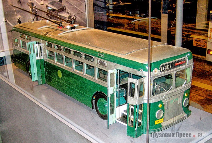 Модель троллейбуса L-48 компании St. Louis Car Company