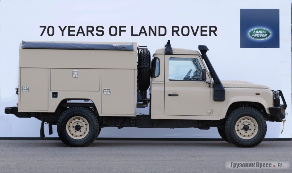 Автомобиль технической помощи LAND ROVER DEFENDER со 130-дюймовой колесной базой