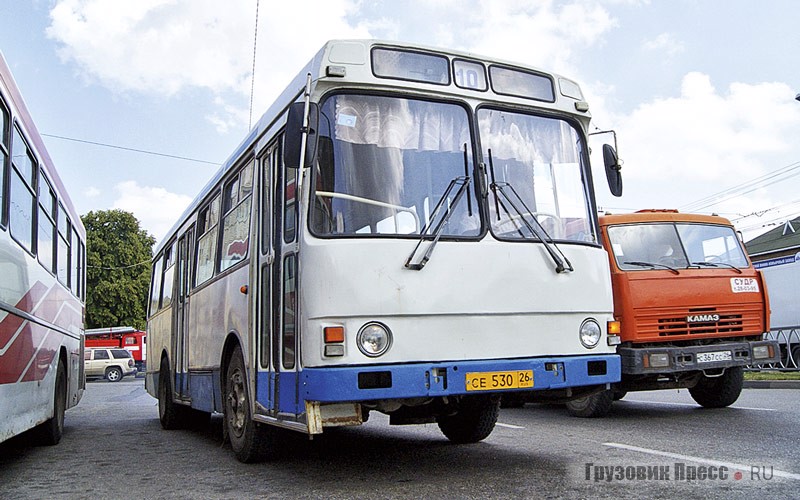 2011 год. Автобус работает в Ставрополе на маршруте № 10
