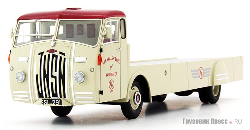 Британская фирма Jensen Motors Ltd получила известность  как производитель спортивных машин. Про трёхтонный грузовик Jensen Freighter забыли даже многие англичане, хотя прототип 1955 г. сохранился, отреставрирован и находится в музее фирмы. Интересна облицовка радиатора машины с буквами JNSN – декорированное имя фирмы. Модель категории Trucks 1:43 точно повторяет музейный экземпляр