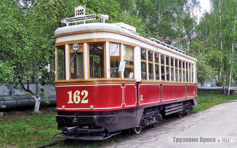 Коломенский моторный вагон в Нижнем Новгороде