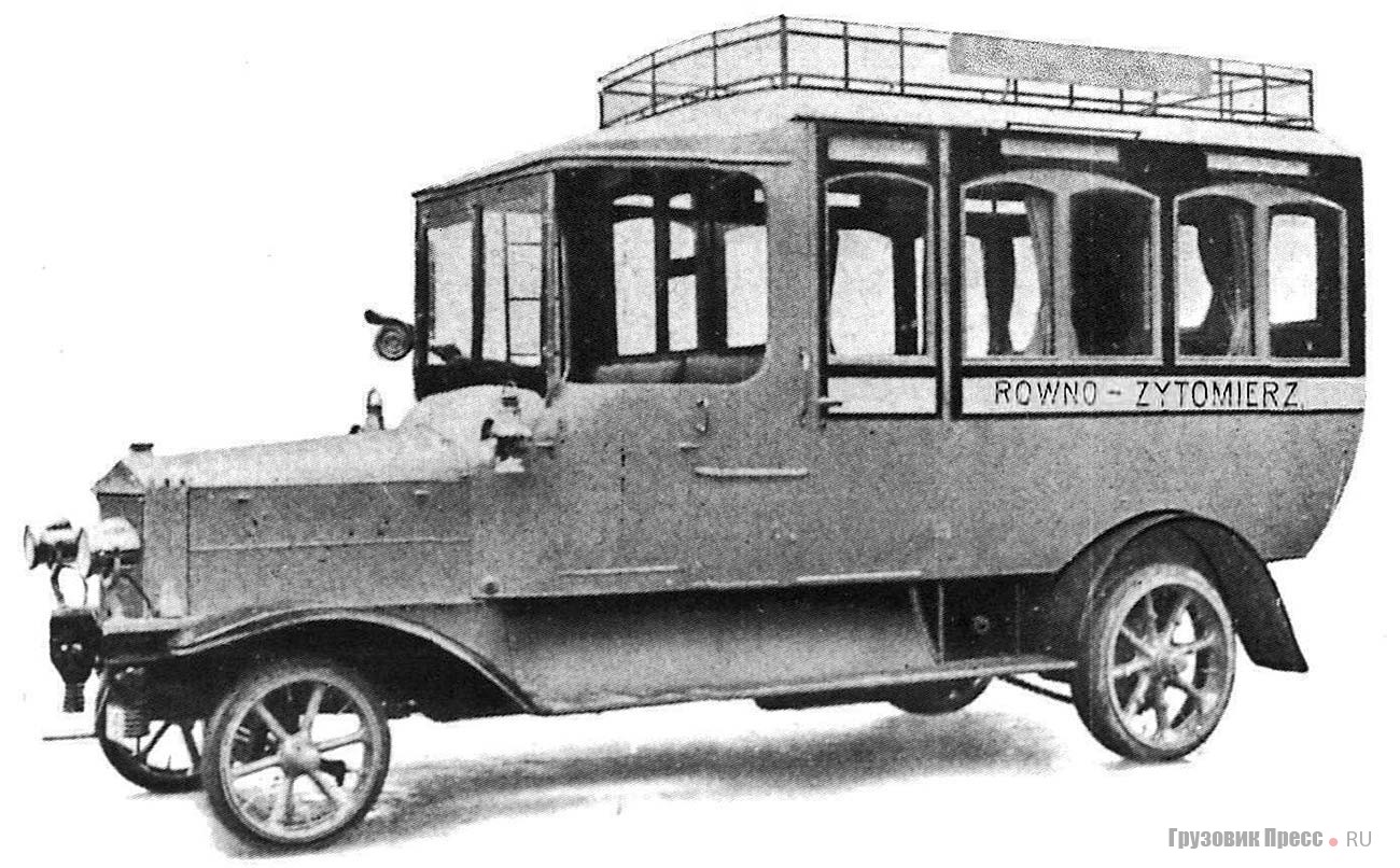 Этот автобус Büssing Typ III F курсировал между городами Ровно и Житомир. 1914 г.