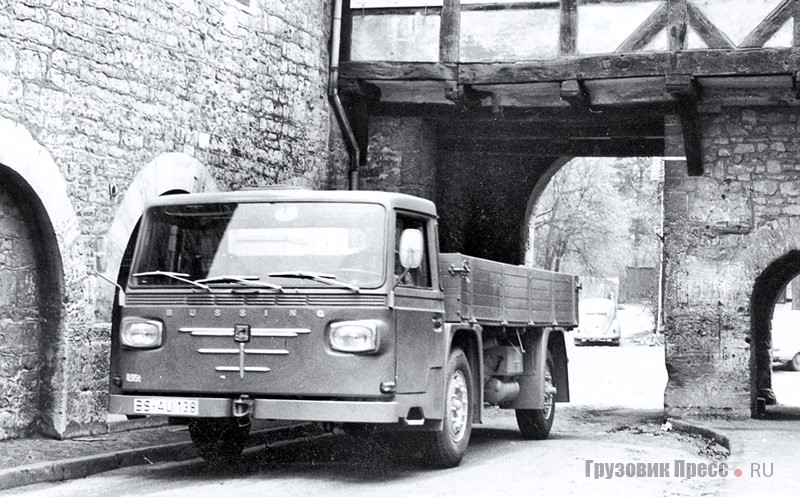 Первенцем семейства грузовиков Büssing с низко расположенной кабиной и мотором под рамой стала в 1966 г. 4,5-тонная модель BS 09TU. Водители сразу же окрестили её «Пылесос» (Staubsauger)