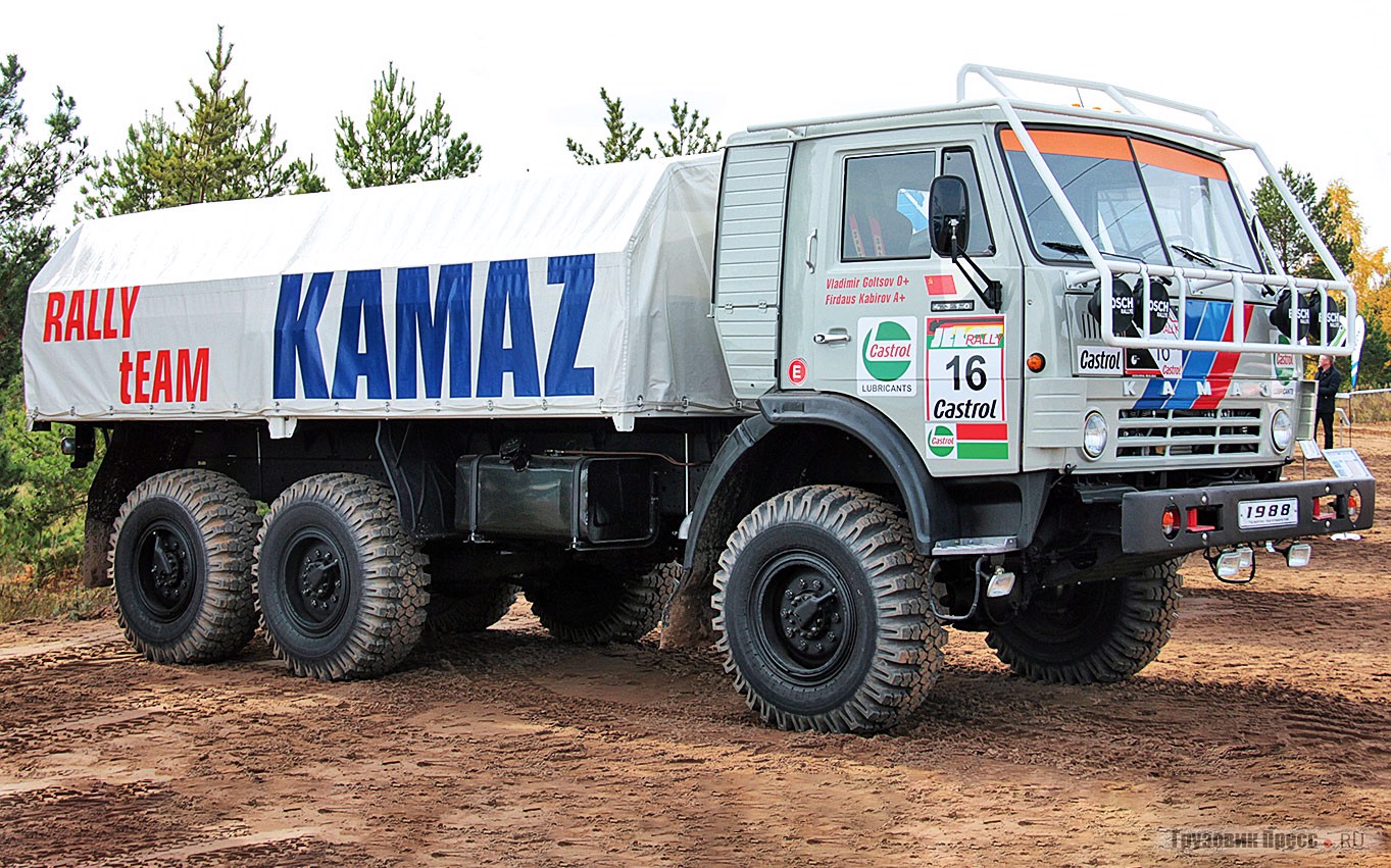 [b]1988 г.[/b] <br />КАМАЗ-4310С 6х6, 11 800 кг, двигатель КАМАЗ-7403, 305 л.с., максимальная скорость – 145 км/ч