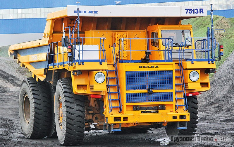 Автономный самосвал БелАЗ-7513R