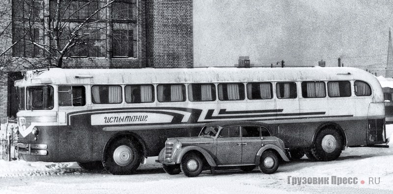 В 1953 г. построили экспериментальный образец междугородного автобуса ЗИЛ-Э127