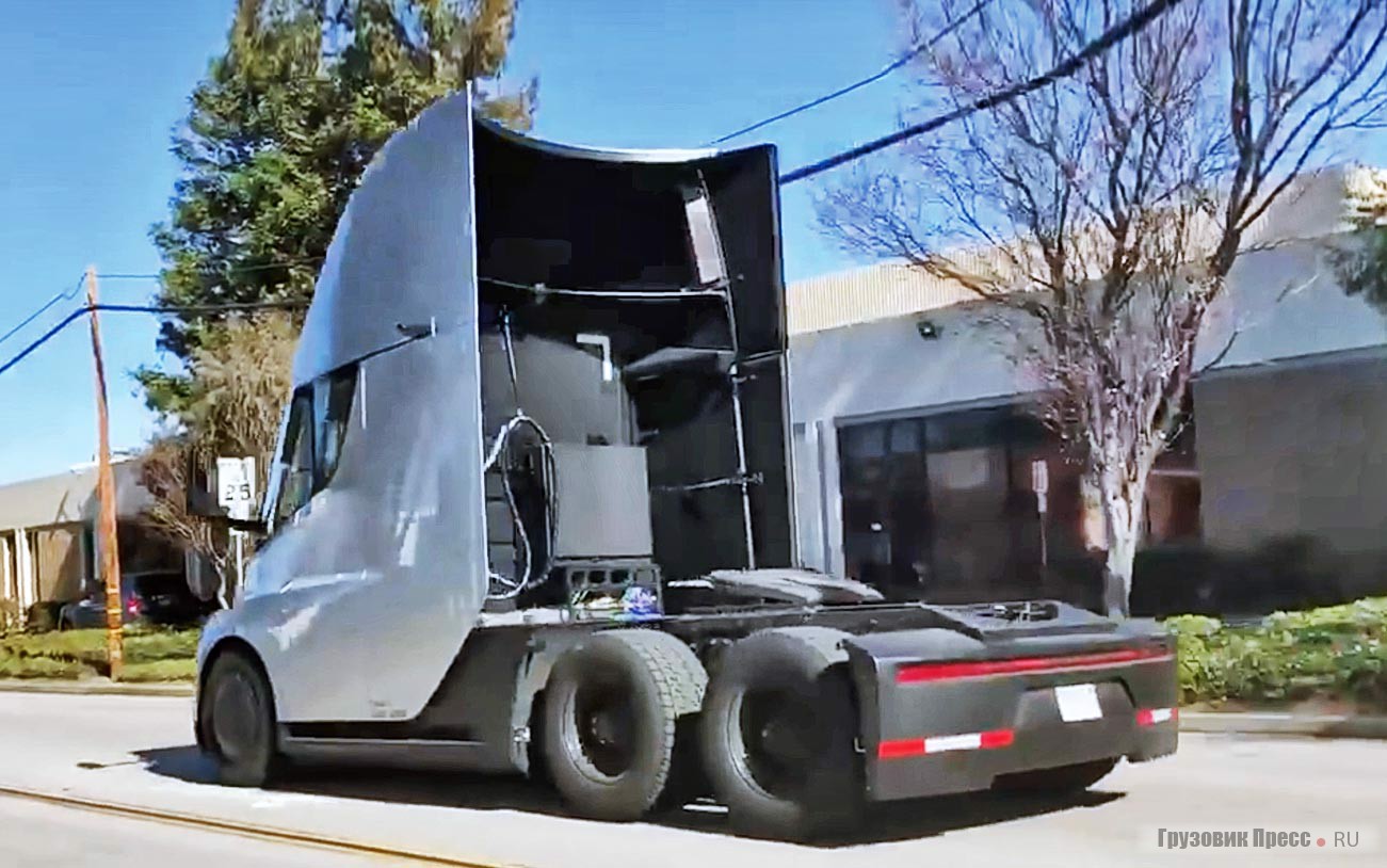 Пробеговые испытания Tesla Semi