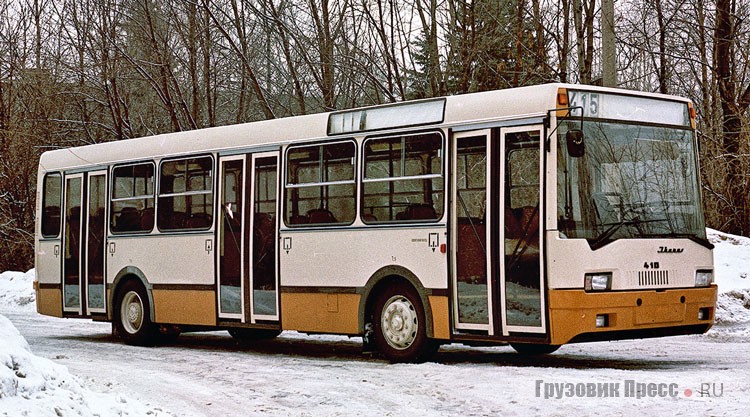 Ikarus 410 – родоначальник семейства, разработанный в середине 80-х годов