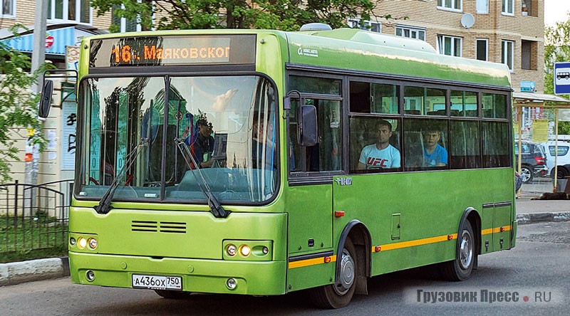 Под лёгким рестайлингом из нулевых без труда угадывается модель из девяностых