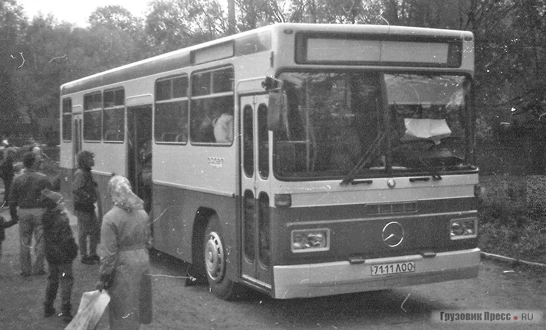 Otomarsan O 302Т выпуска 1989 года, эксплуатируемый ТПО «Ленпассажиравтотранс» в Ленинграде