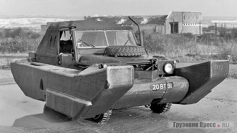 Амфибия на шасси облегчённого Land-Rover Series IIa «lightweight» с эжекторным движителем Dowty в 1960-е годы испытывалась на озере Хорси под Портсмутом