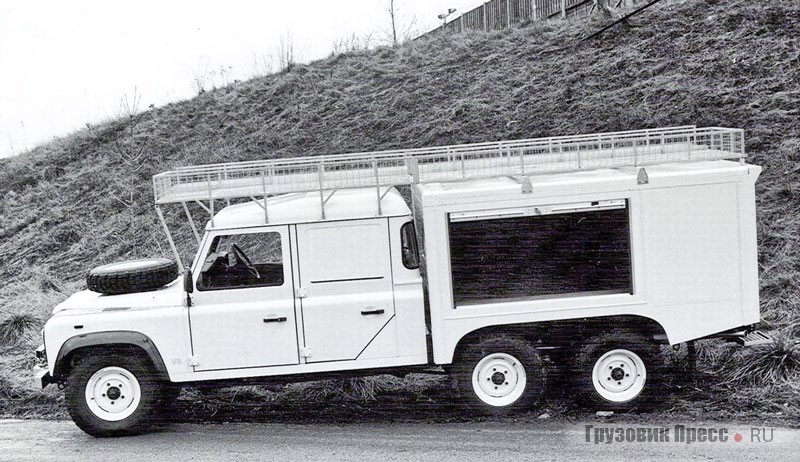 Сверхдлинная (база 170 дюймов) конверсия Land-Rover Defender в автомобиль 6х6 выполнена мастерской Foley из Эссекса